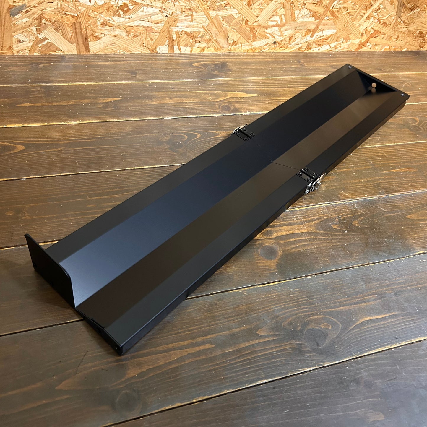 NEW！ ブラックアルマイト V型ジョイント コンパクトモデル  BASE-32 上あごモデル（あご当て幅7.5cm）
