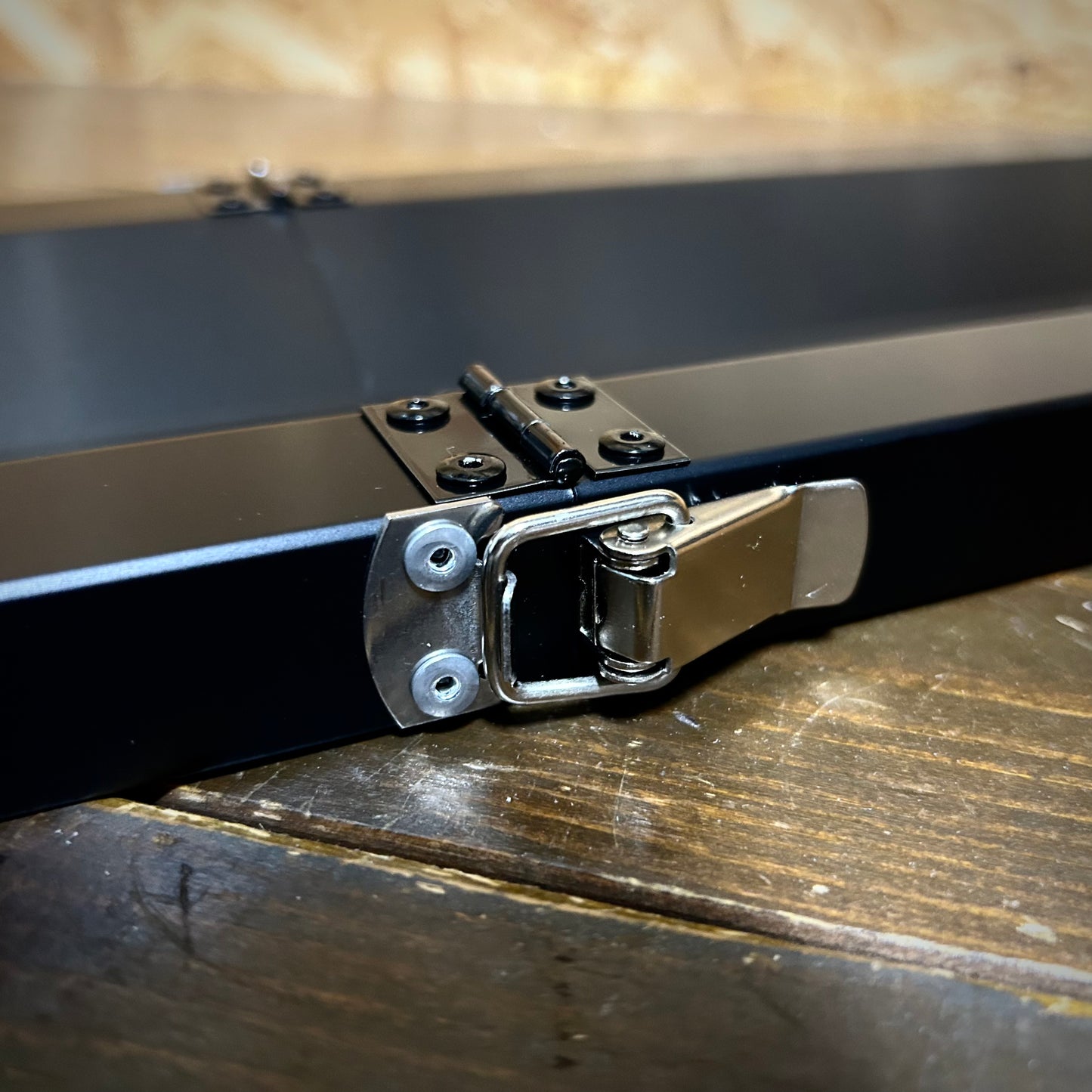 NEW！ ブラックアルマイト V型ジョイント コンパクトモデル  BASE-32 上あごモデル（あご当て幅7.5cm）