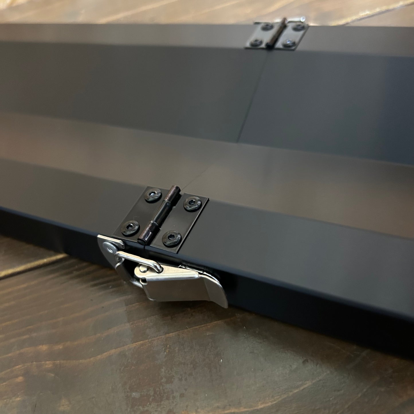 NEW！ ブラックアルマイト V型ジョイント コンパクトモデル  BASE-32 上あごモデル（あご当て幅7.5cm）