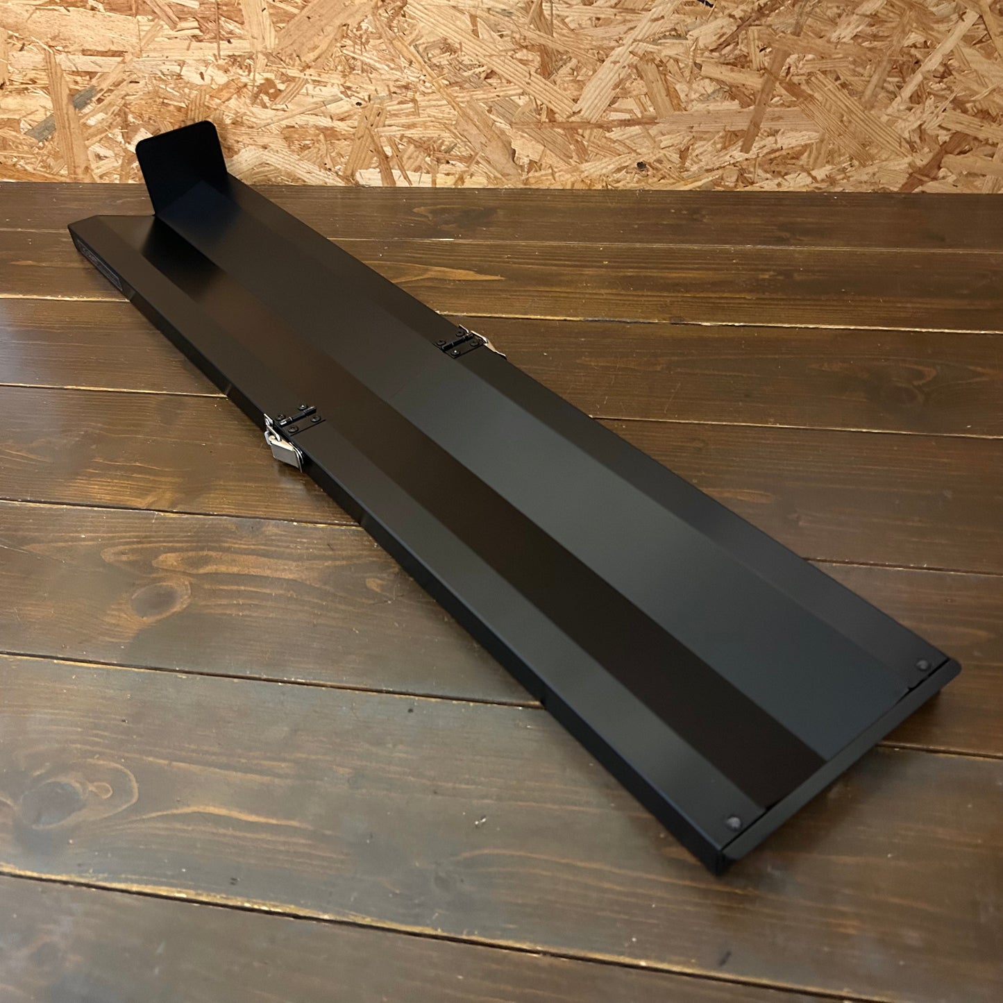 NEW！ ブラックアルマイト V型ジョイント コンパクトモデル  BASE-32 上あごモデル（あご当て幅7.5cm）